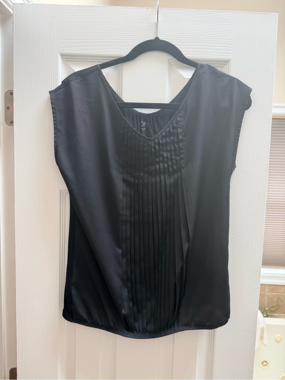 LOFT Black Pleated V-Neck Blouse